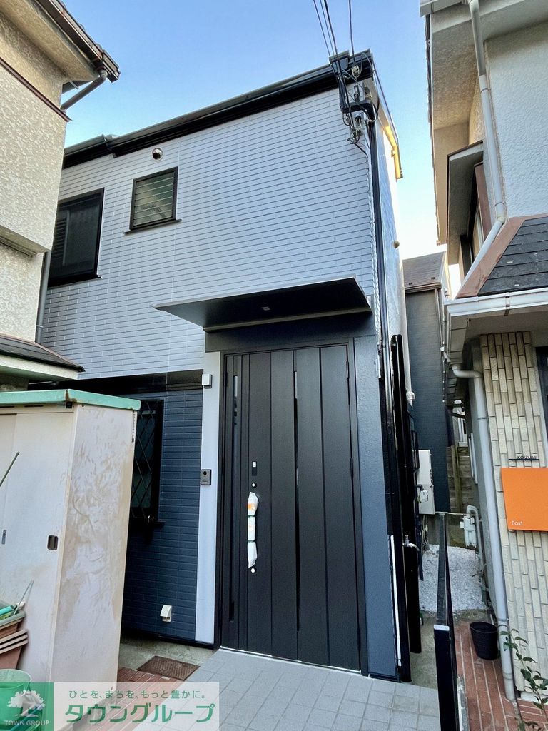 建物外観　エントランス