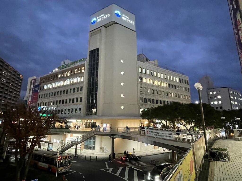 ショッピングセンター　ODAKYU湘南GATE（ショッピングセンター）まで987m