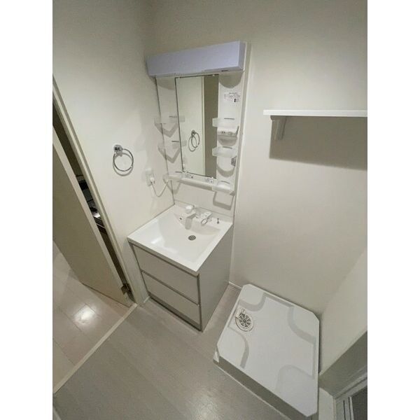 洗面設備　※同シリーズの写真になります。