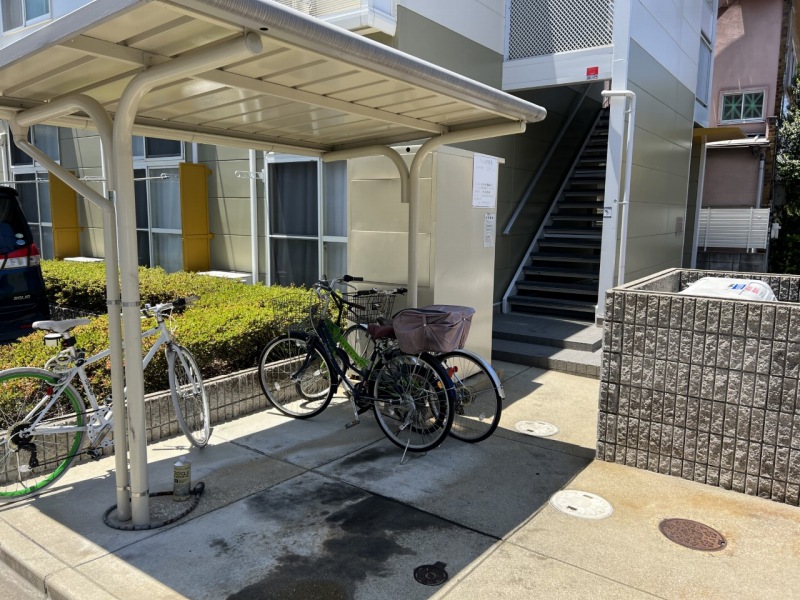 その他　駐輪スペースです。