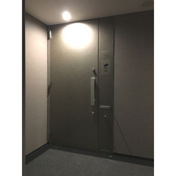 玄関　※別室の参考写真の為、現況優先です。