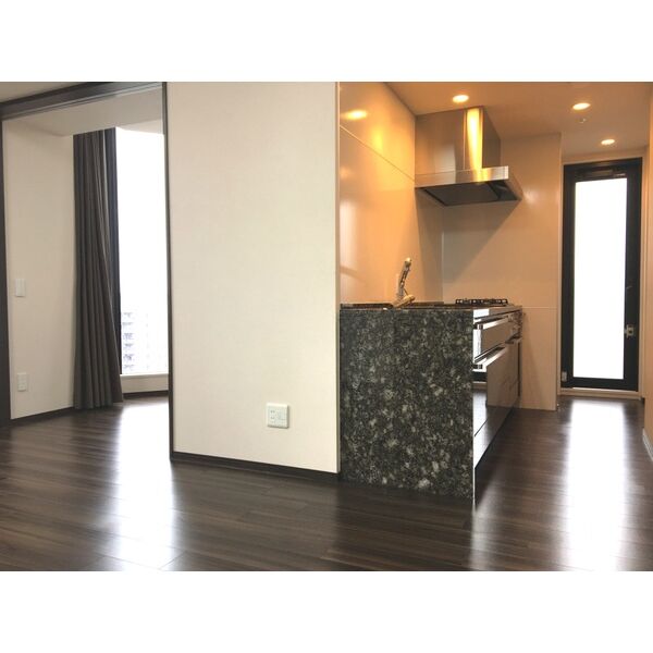 居室・リビング　※別室の参考写真の為、現況優先です。