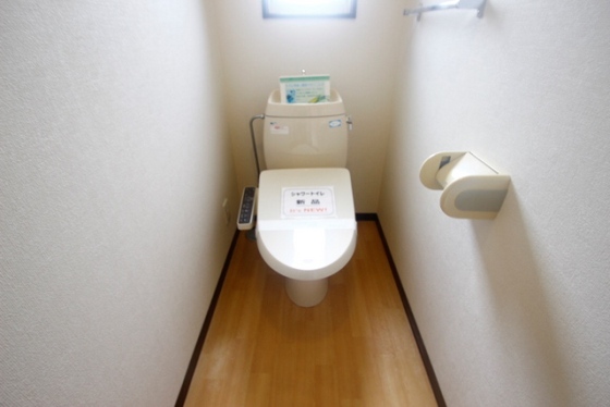 トイレ　※別室の写真を使用しております※