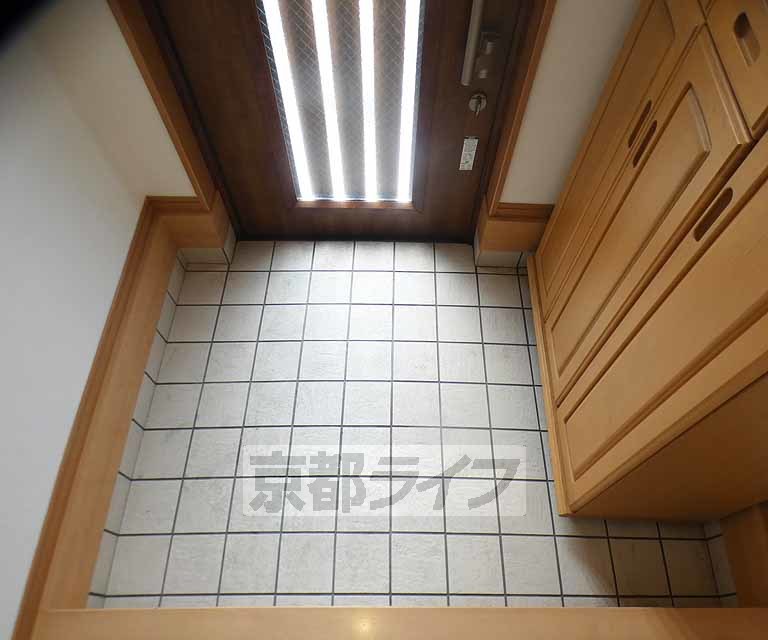 玄関　靴収納つきの玄関