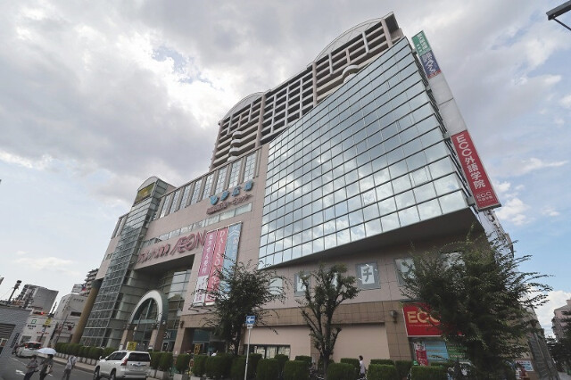 スーパー　イオン布施駅前店（スーパー）まで683m