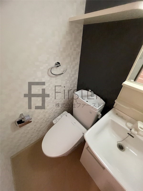 トイレ　※212号室参照