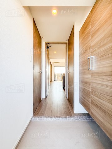 玄関　シューズボックス付きの玄関です★