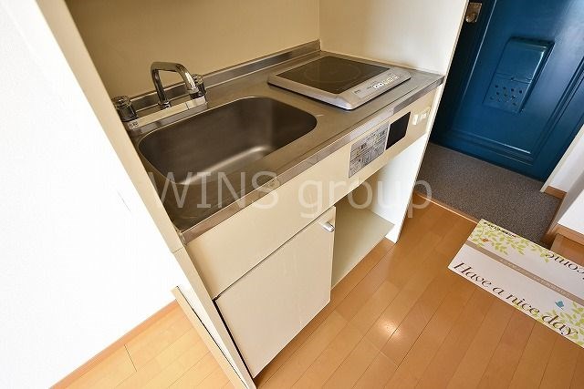 キッチン　使いやすいシステムキッチンです