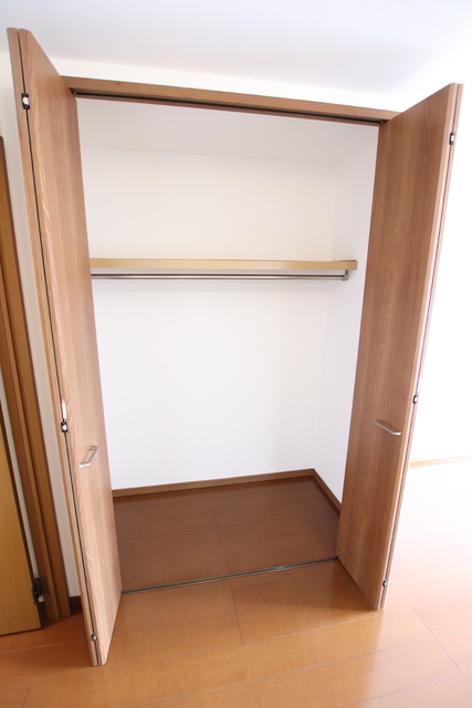 収納　※同物件、別号室の為参考写真になります。