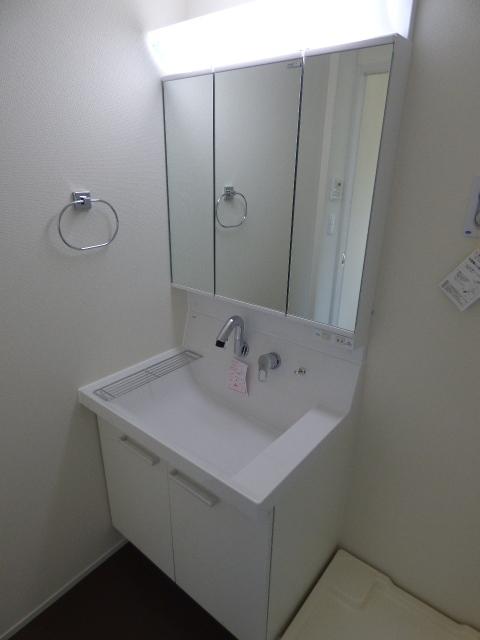 洗面設備　忙しい朝には欠かせない洗面所です♪