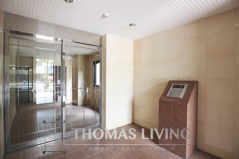 セキュリティ　オートロックが備わっています。