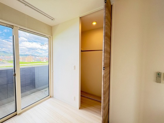 収納　※別部屋の写真です