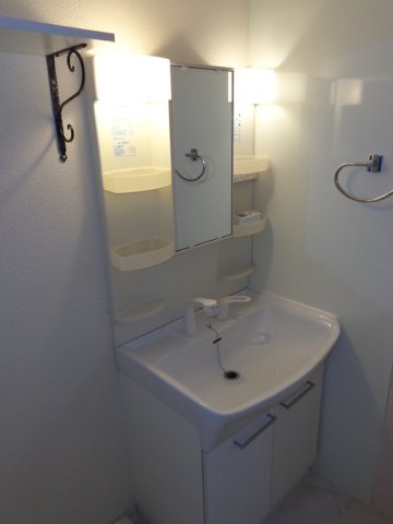 洗面設備　洗髪洗面化粧台