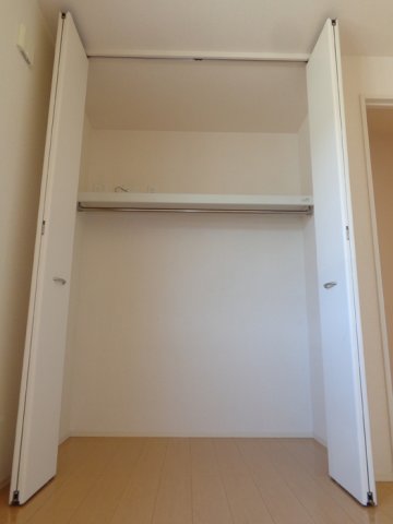 収納　クローゼット