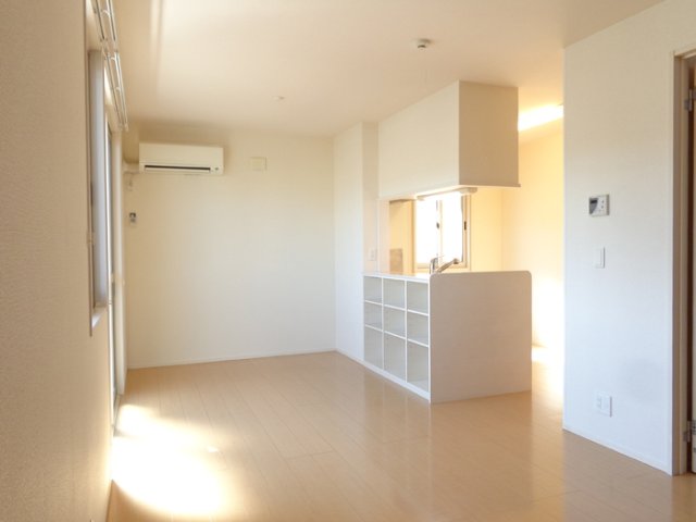 居室・リビング　リビング