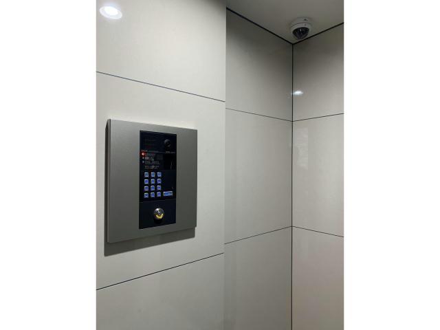 エントランス　エントランス部分