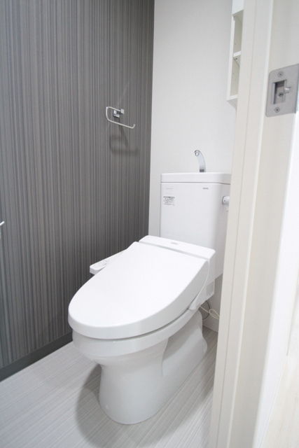 トイレ　※同じ間取の別室のお写真です。