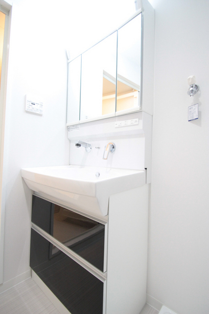 洗面設備　※同じ間取の別室のお写真です。