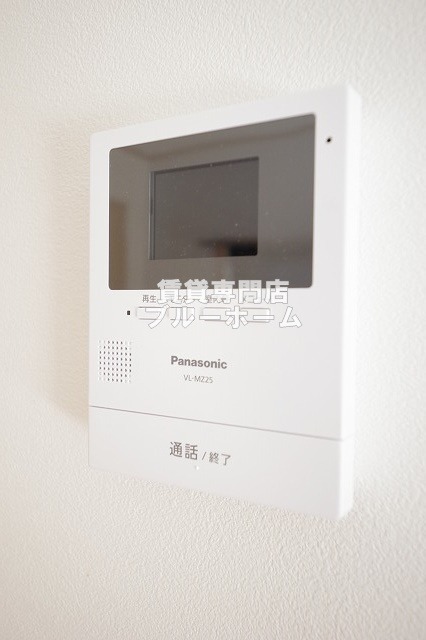 セキュリティ　モニター付きインターホン！