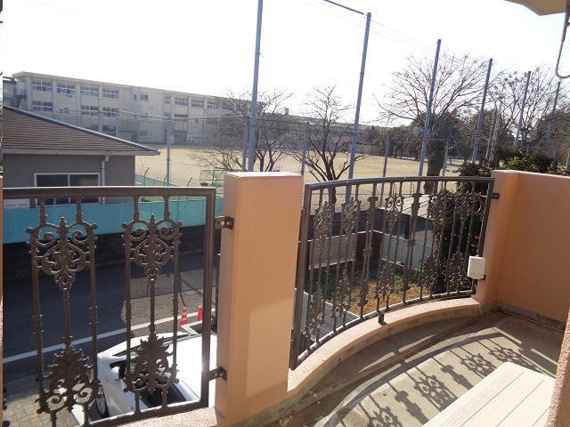 バルコニー　※写真は203号室