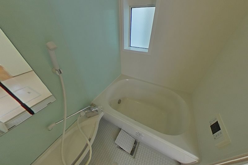 バス・シャワールーム　同タイプの別部屋のものになります