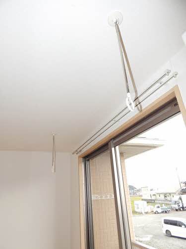 その他設備　室内物干し