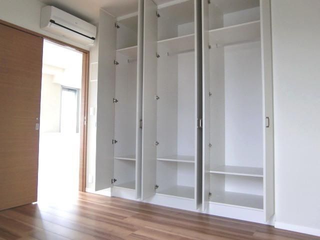 収納　★各部屋にクローゼットあります★