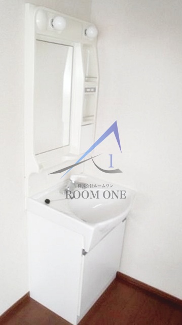 洗面設備　洗面台です。