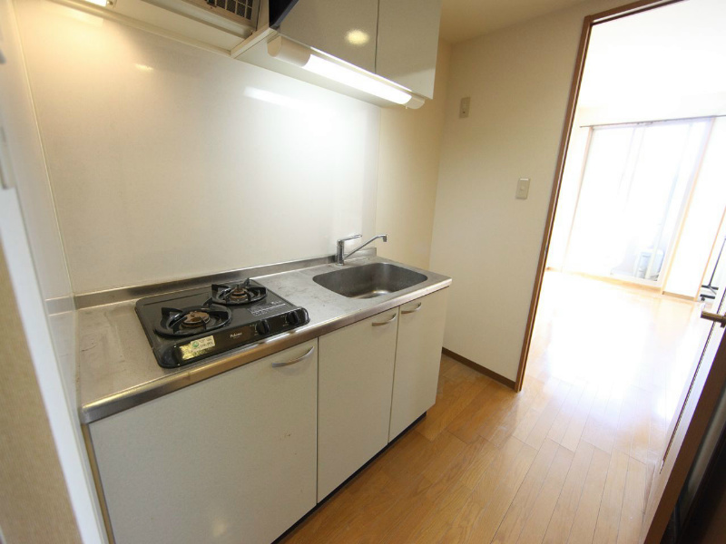 キッチン　システムキッチン（ガス2口コンロ付）