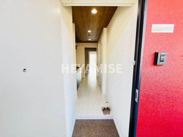 玄関　※同物件同室タイプの写真でございます※現況を優先します※