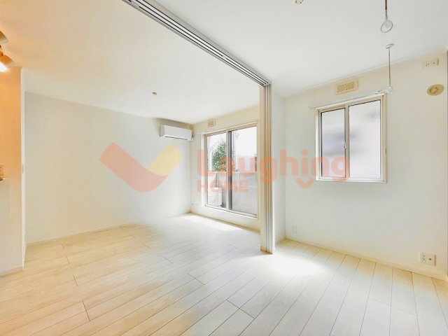 その他部屋・スペース　明るい色調の室内です