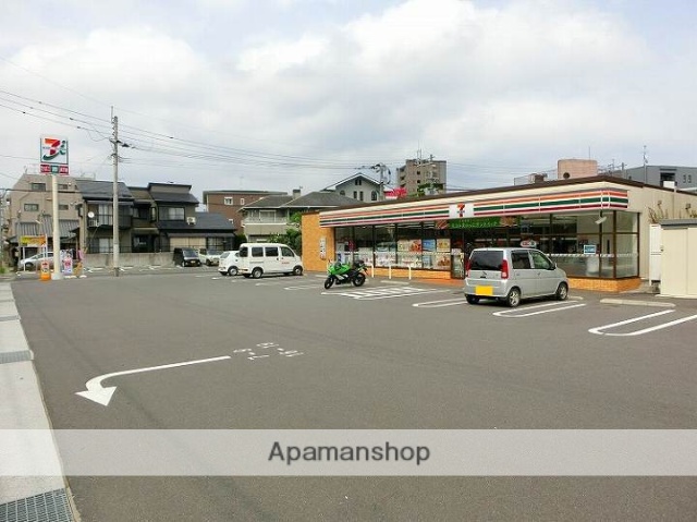 コンビニ　セブンイレブン南鹿児島駅前店（コンビニ）まで276m