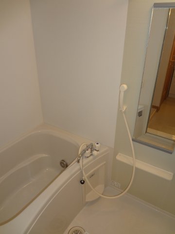バス・シャワールーム　日々の暮らしに欠かせないお風呂です