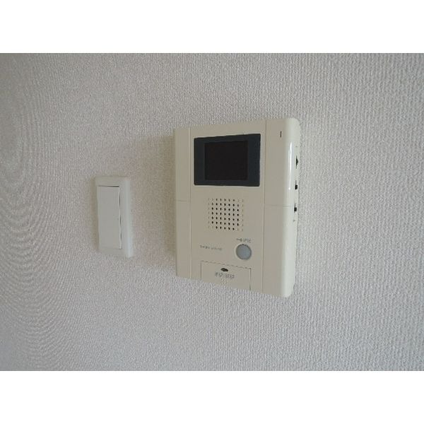 セキュリティ　安心のモニター付きインターホンです