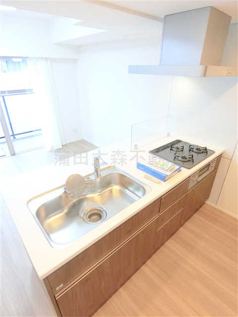 キッチン　システムキッチン　ガス3口