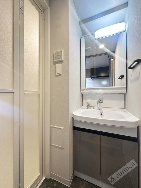 洗面設備　シャンプードレッサー・朝シャンはこちらで♪♪