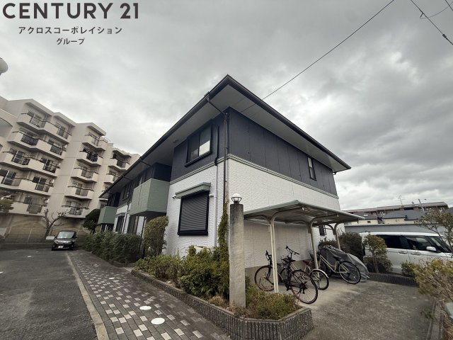 建物外観　敷地内駐輪場あり！