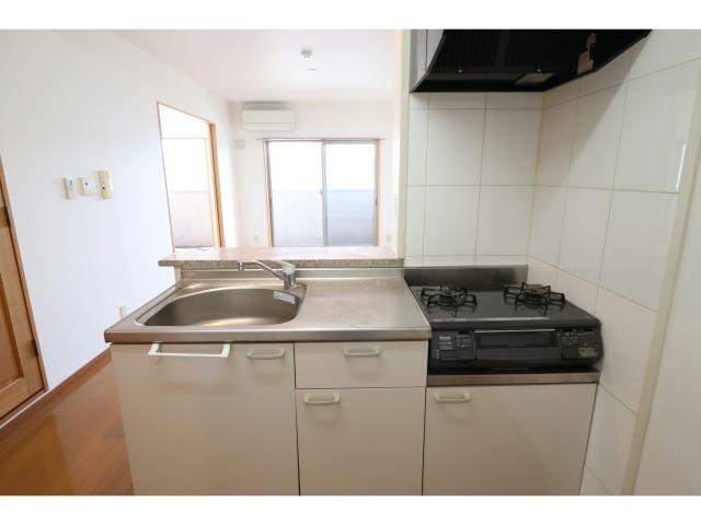 キッチン　※別部屋写真・同間取り
