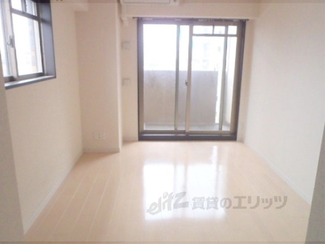 居室・リビング　居室