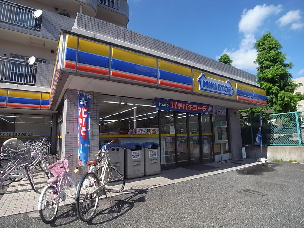 コンビニ　ミニストップ 八熊店(コンビニ)（コンビニ）まで210m