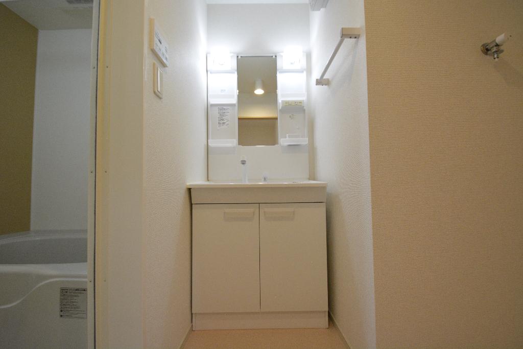 洗面設備　洗髪洗面化粧台