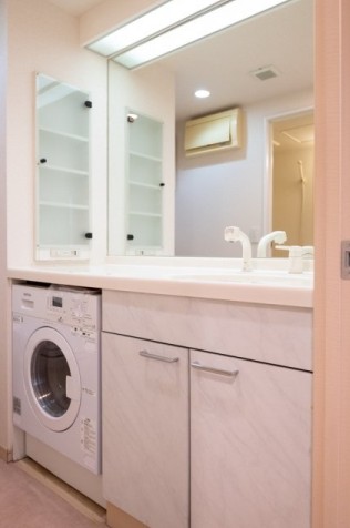 洗面設備　同タイプ別部屋のお写真です
