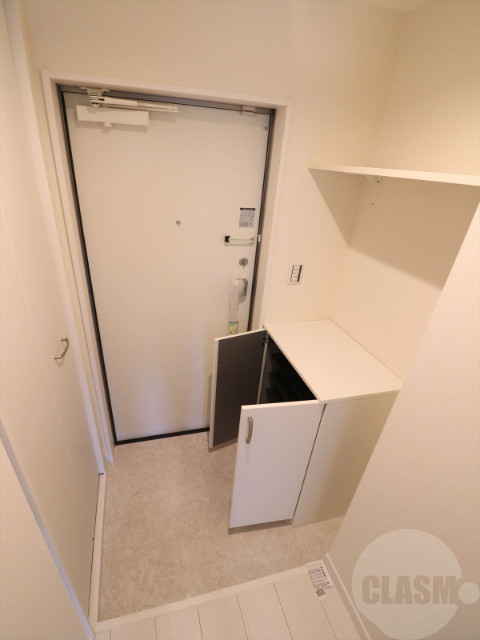 玄関　シューズボックス