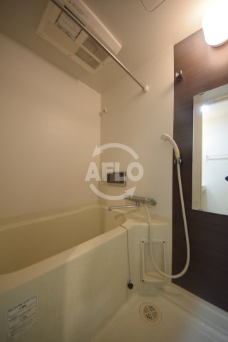 バス・シャワールーム　フォーチュン松屋町　浴室