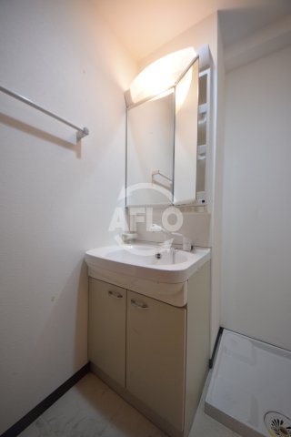 洗面設備　フォーチュン松屋町　独立洗面台