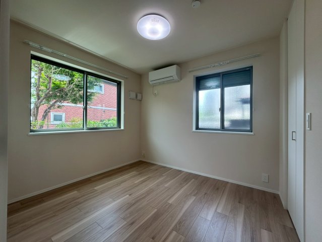 その他部屋・スペース　★明るいフローリングの角部屋です★