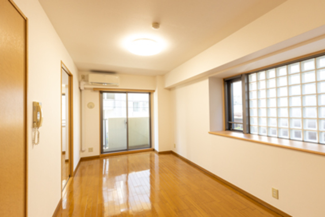 居室・リビング　別室の写真となります。