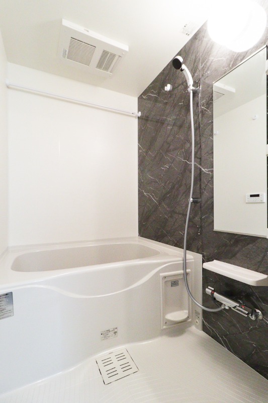 バス・シャワールーム　図面と現状に相違がある場合には現状を優先