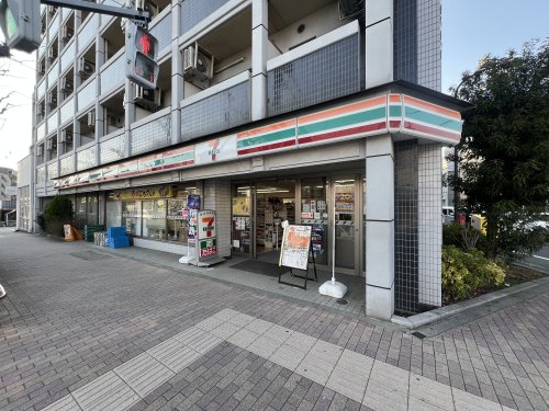 コンビニ　セブンイレブン目黒区中央１丁目（コンビニ）まで343m