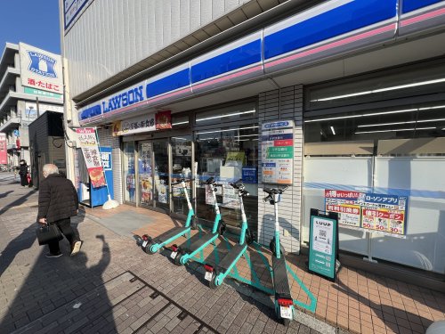 コンビニ　ローソン目黒本町（コンビニ）まで363m